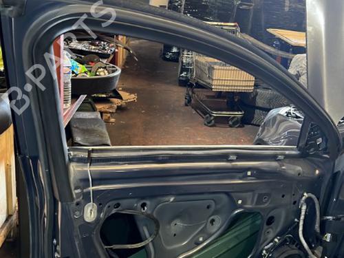 Used Left front door Left front door OPEL INSIGNIA A (G09) 2.0 CDTI (68) (160 hp) 20873053 20873053