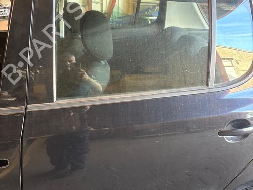 Used Left rear door Left rear door 39086558 39086558