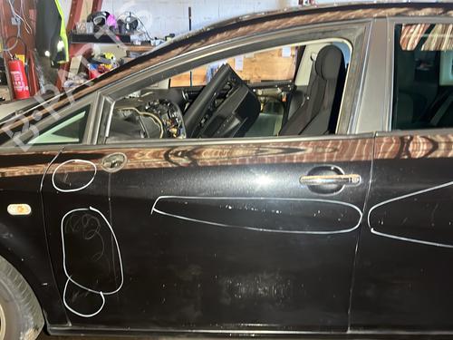 left-front-door-seat-leon-1p1-2005-2006-2007-2008-2009-2010-2011-2012-2013-29865063 main image
