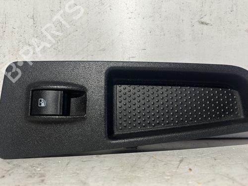 Right front window switch FIAT GRANDE PUNTO (199_) 1.9 D Multijet | BP33453349I26 - Image 3