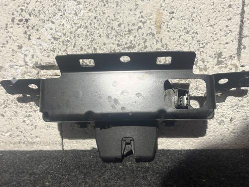tailgate-lock-peugeot-208-i-ca_-cc_-2012-2013-2014-2015-2016-2017-2018-2019-2020-2021-30439514 main image