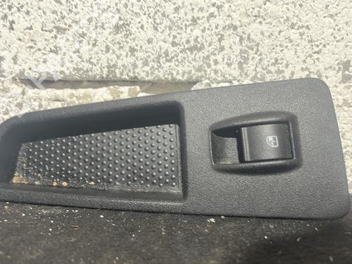 Comutador vidro frente direito LANCIA DELTA III (844_) 1.4 (844.AXA1A) (120 hp) 31356344