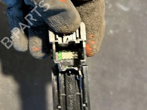 Used Warning switch Warning switch OPEL INSIGNIA A Saloon (G09) 2.0 CDTI (69) (131 hp) 21864346 21864346