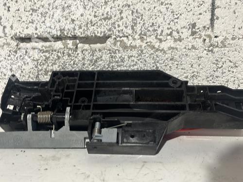 rear-right-exterior-door-handle-renault-kadjar-ha_-hl_-2015-31668673 main image