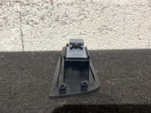 Right rear window switch AUDI A1 Sportback (8XA, 8XF) 1.0 TFSI | BP23984829I28 