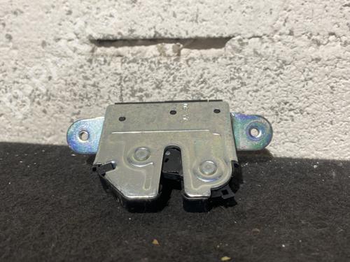 tailgate-lock-opel-corsa-e-x15-2014-24111727 main image