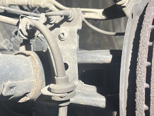Used Left front steering knuckle RENAULT MEGANE IV Hatchback (B9A/M/N_) 1.5 dCi 110 (B9A3) (110 hp) 29422554
