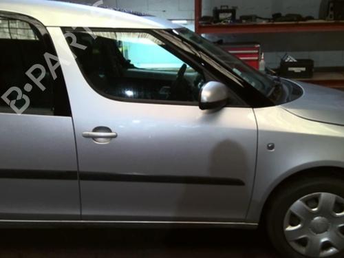 Right front door SKODA ROOMSTER (5J7) 1.9 TDI | BP20867973C3 