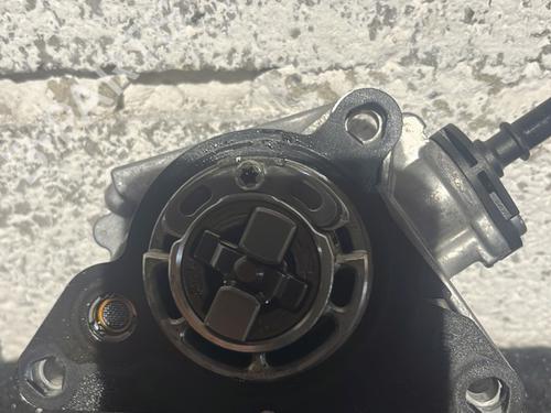 Used Vacuum pump Vacuum pump PEUGEOT 208 II (UB_, UP_, UW_, UJ_) 1.2 PureTech 100 (101 hp) 27545449 27545449