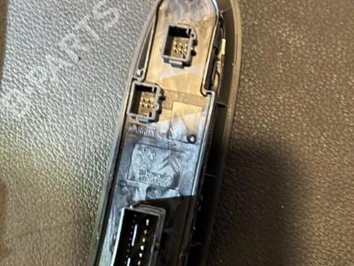 left-front-window-switch-citroen-c4-ii-nc_-16-hdi-115-2009-21864373 main image