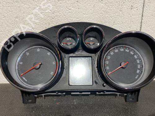 Used Instrument cluster OPEL INSIGNIA A Sports Tourer (G09) 2.0 CDTI (35) (131 hp) 21865028