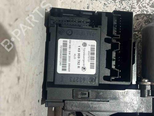 right-front-window-motor-vw-golf-v-1k1-2003-2004-2005-2006-2007-2008-2009-2010-36566001 main image