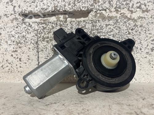 Right front window motor MAZDA 6 Estate (GJ, GL) 2.2 D | BP36953203E20 - Image 3