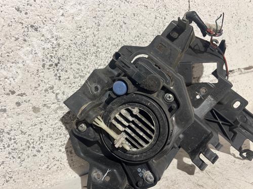 Used Right front fog light Right front fog light 36953207 36953207