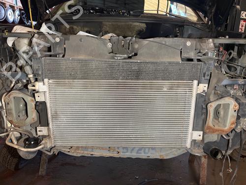 Used Water radiator Water radiator 37613304 37613304