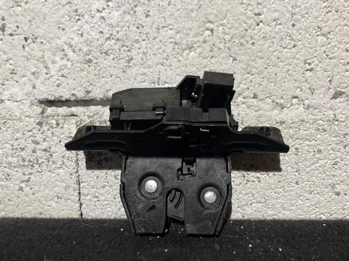 tailgate-lock-opel-astra-j-p10-2009-2010-2011-2012-2013-2014-2015-2016-24297140 main image