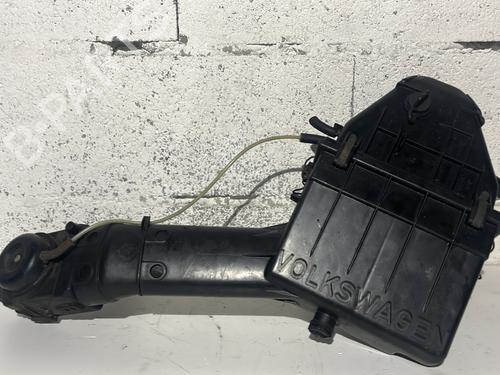 Used Air filter box VW GOLF II (19E, 1G1) 1.8 (90 hp) 31951439