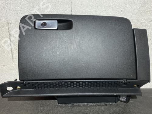Used Glove box Glove box AUDI A1 (8X1, 8XK) 1.6 TDI (105 hp) 20865307 20865307