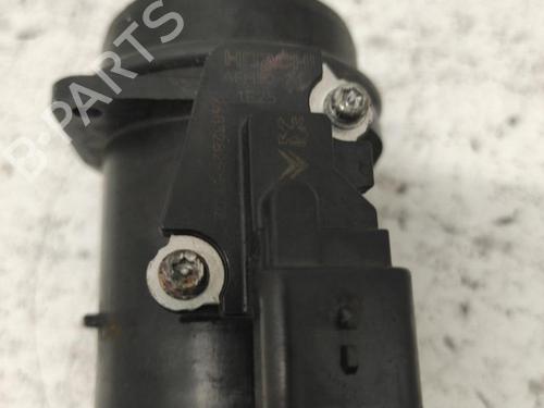 Used Mass air flow sensor Mass air flow sensor 21859555 21859555