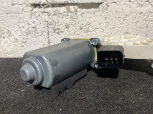 Used Left front window motor Left front window motor MERCEDES-BENZ CLA Coupe (C117) CLA 220 CDI / d (117.303) (170 hp) 22235785 22235785