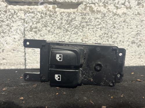 BP29918836I27 main image