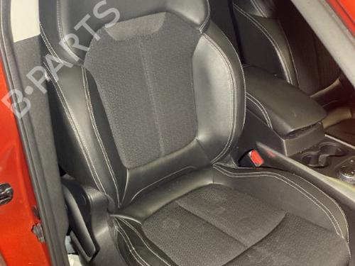 Used Right front seat RENAULT KADJAR (HA_, HL_) 1.6 dCi 130 4x4 (HLA4) (130 hp) 21865079