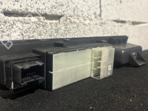 Left front window switch SUZUKI SWIFT III (MZ, EZ) 1.3 (RS413, ZC11S) | BP29318536I27 - Image 2