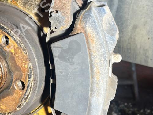 Used Left front brake caliper Left front brake caliper MERCEDES-BENZ E-CLASS Coupe (C207) E 220 CDI / d (207.302, 207.301) (170 hp) 27977497 27977497