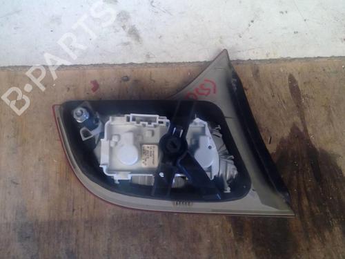 Højre baklys, luke AUDI A4 B7 Avant (8ED) 2.7 TDI (180 hp) 21861435