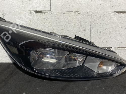 Used Right headlight FORD FOCUS III 2.0 TDCi (150 hp) 24451038