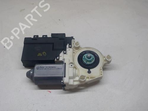 Used Right front window motor CITROËN C5 I (DC_) 2.2 HDi (DC4HXB, DC4HXE) (133 hp) 21859974