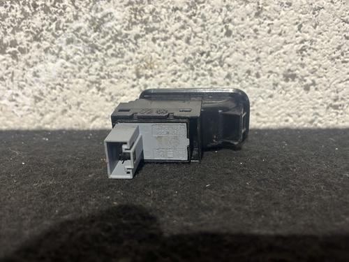 Used Left rear window switch Left rear window switch VW POLO V (6R1, 6C1) 1.8 GTI (192 hp) 27584058 27584058