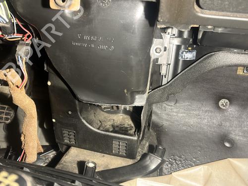 Used Heater matrix box VW GOLF II (19E, 1G1) 1.8 (90 hp) 31947953