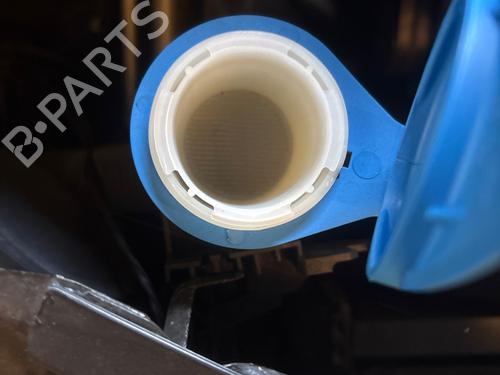 Used Windscreen washer tank Windscreen washer tank 39086578 39086578