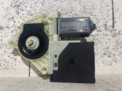 Left front window motor VW GOLF VI (5K1) | BP36763711E21 - Image 2