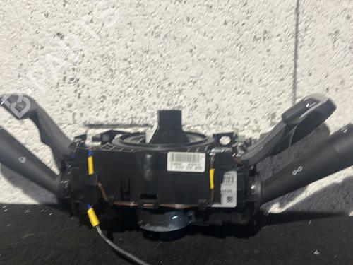 Used Steering column stalk Steering column stalk PEUGEOT 208 II (UB_, UP_, UW_, UJ_) 1.2 PureTech 100 (101 hp) 27545417 27545417