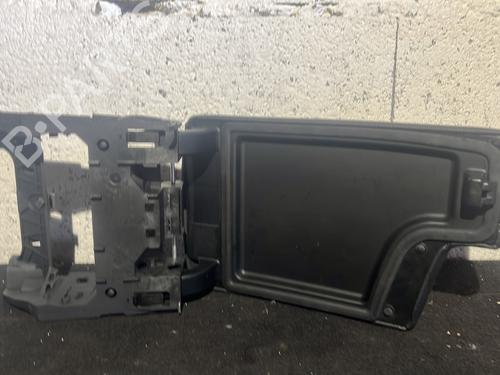 Armrest / Center console BMW 3 (E90) 320 d | BP27527512I20 - Image 3