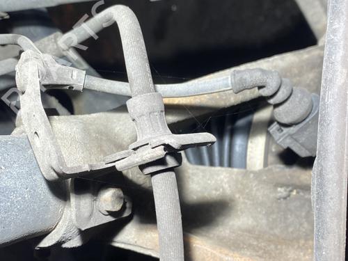 Used Left front steering knuckle Left front steering knuckle VW GOLF VII Variant (BA5, BV5) 1.6 TDI (105 hp) 23796928 23796928