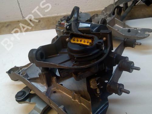 Used Front wiper motor CITROËN C8 (EA_, EB_) 2.0 HDi (109 hp) 21858644