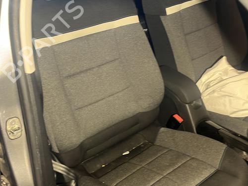 Used Right front seat CITROËN C4 CACTUS 1.2 THP 110 (110 hp) 29014289