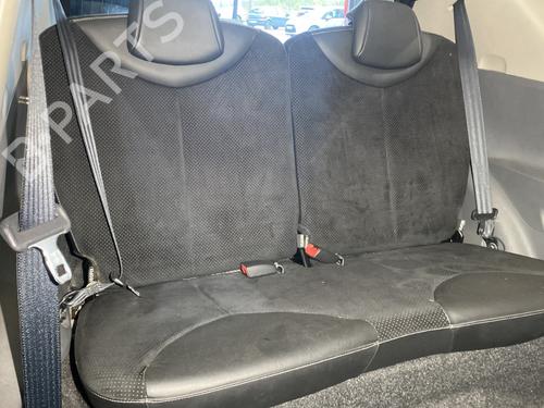 Sæde Bagtil PEUGEOT 107 (PM_, PN_) 1.0 (68 hp) 21866233