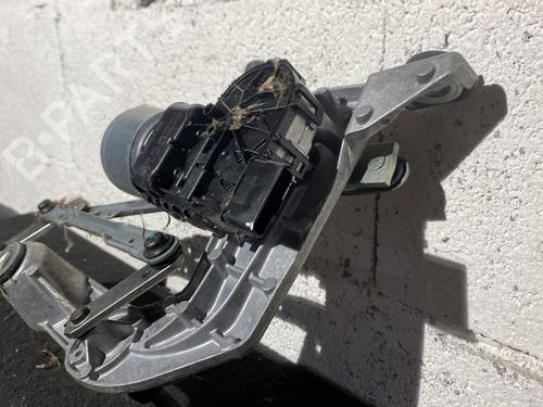 Used Front wiper motor Front wiper motor RENAULT ZOE (BFM_) ZOE (88 hp) 23797202 23797202