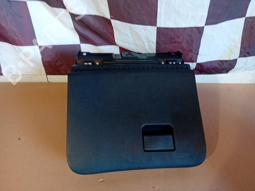 Used Glove box NISSAN JUKE (F15) 1.5 dCi (110 hp) 20872071