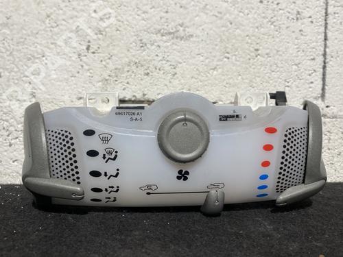 AC-Styringsenhed/Manøvreenhed PEUGEOT 107 (PM_, PN_) 1.0 (68 hp) 21866227