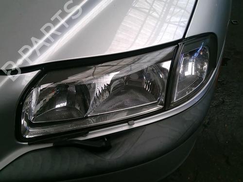 Used Left headlight VOLVO S80 I (184) 2.5 TDI (140 hp) 20863638