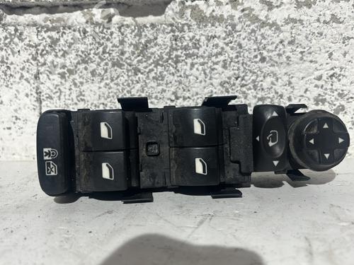 left-front-window-switch-citroen-c3-picasso-sh_-2008-32068922 main image