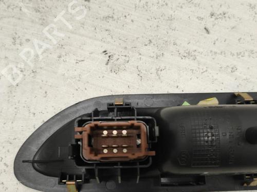 Used Left rear window switch Left rear window switch RENAULT LAGUNA II (BG0/1_) 1.9 dCi (BG08, BG0G) (120 hp) 21858993 21858993