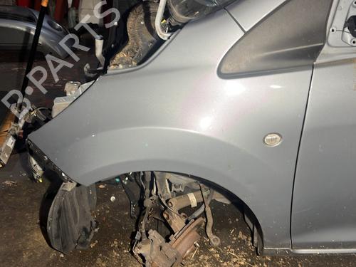 Used Left front fenders FORD KA (RU8) 1.2 (69 hp) 30743851
