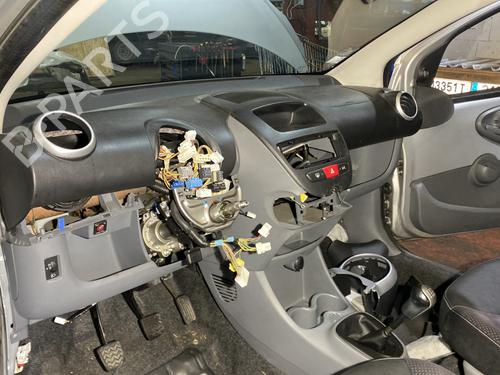 Used Dashboard Dashboard PEUGEOT 107 (PM_, PN_) 1.0 (68 hp) 20978343 20978343