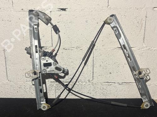 Used Front right window mechanism Front right window mechanism PEUGEOT 206+ (2L_, 2M_) 1.4 i (73 hp) 30105098 30105098